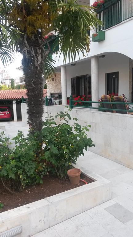 Apartments Soric Rovigno Esterno foto