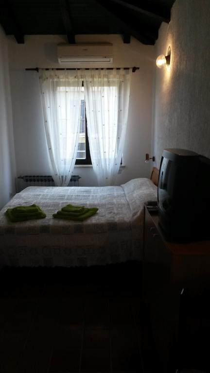 Apartments Soric Rovigno Esterno foto
